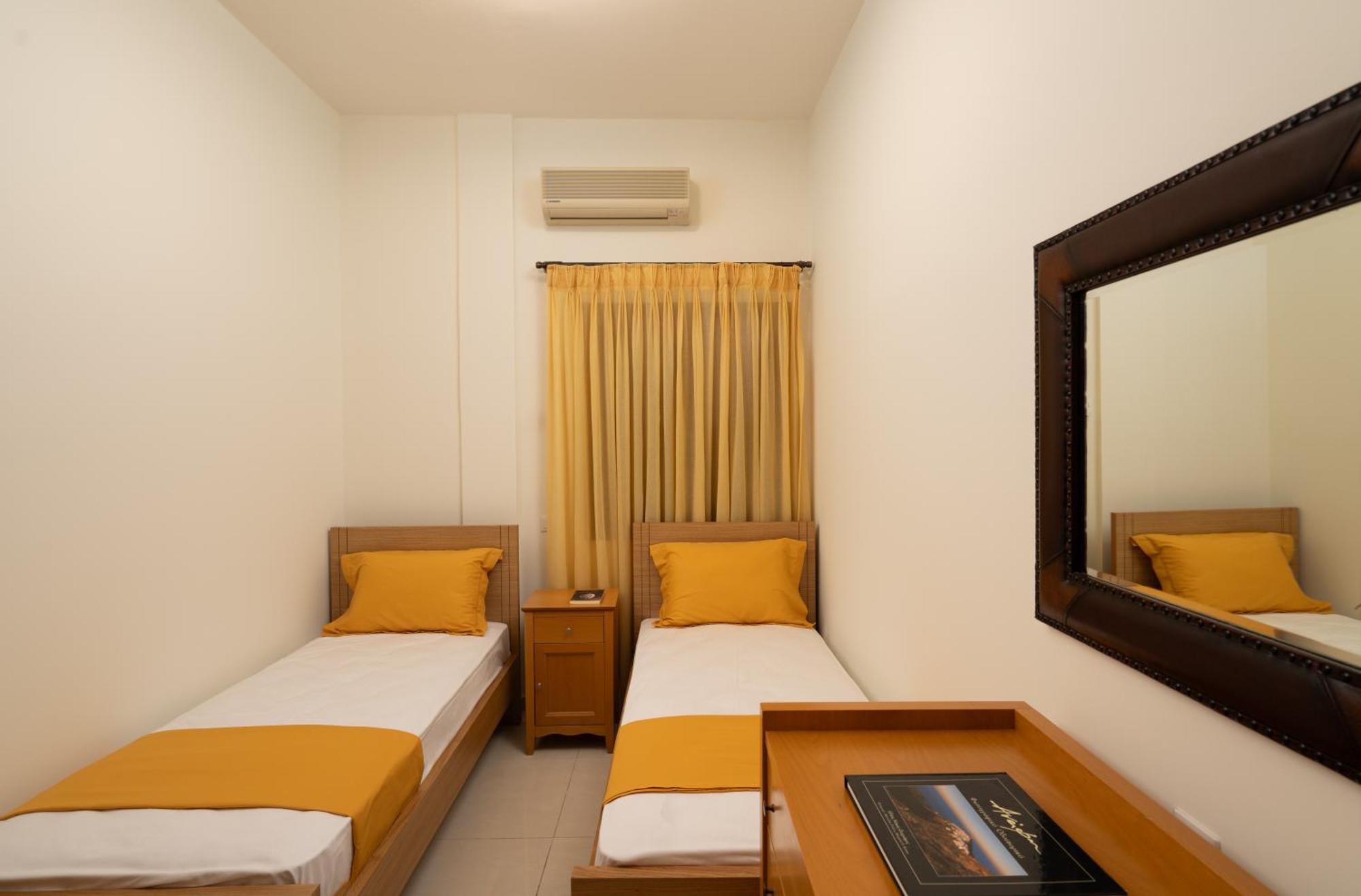 Central Seaview Heven Apartment In Fira  Exterior foto